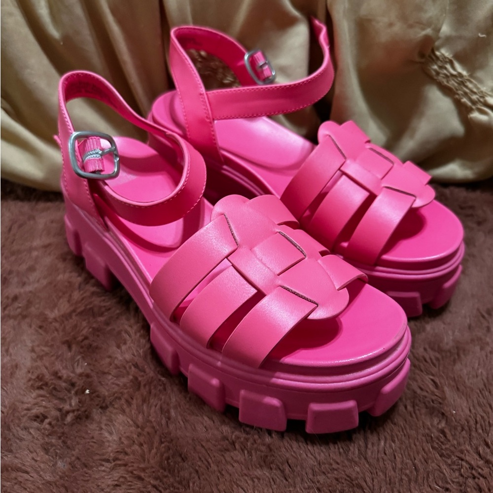 Wild Fable Bright Pink Chunky Sandals